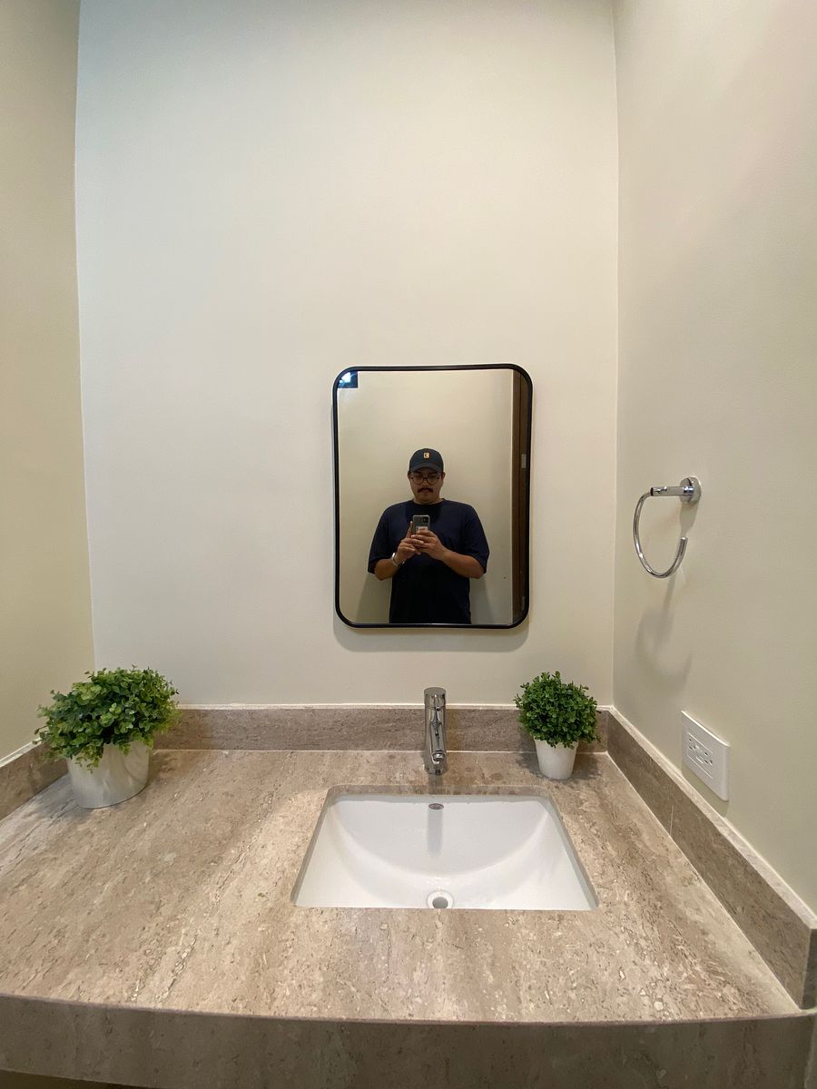 MEDIO BAÑO DE VISITAS, foto 22 de 38