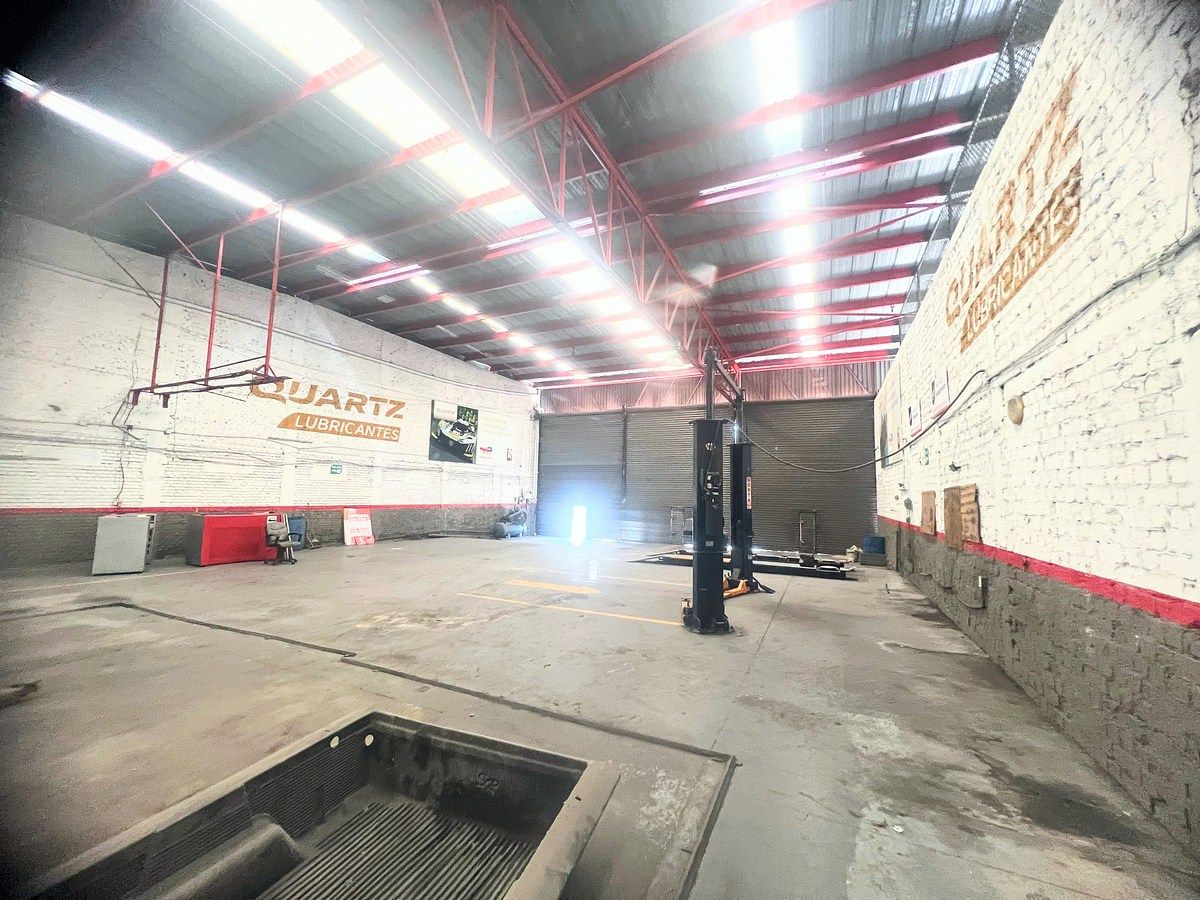 Galpão comercial em Colón Industrial, Guadalajara, foto 6 de 13