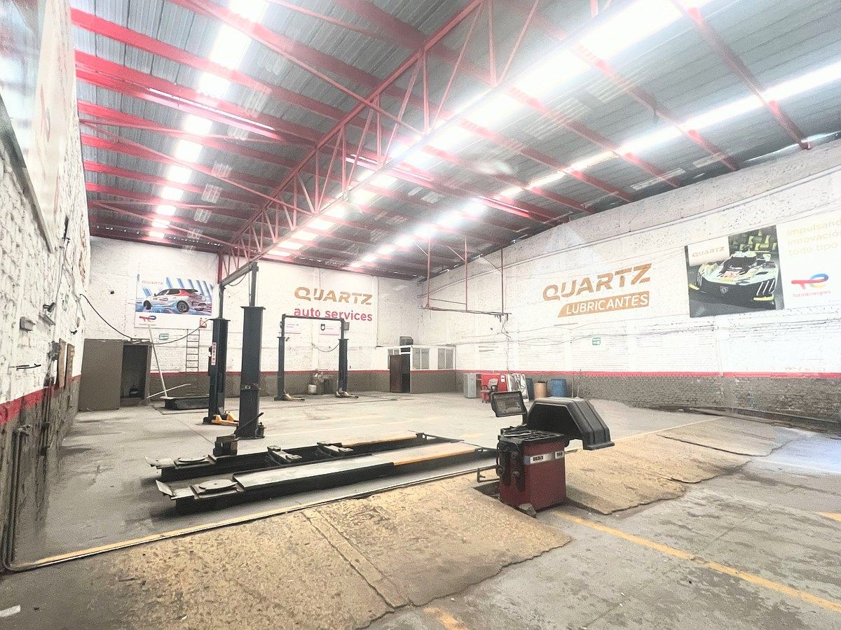 Galpão comercial em Colón Industrial, Guadalajara, foto 8 de 13