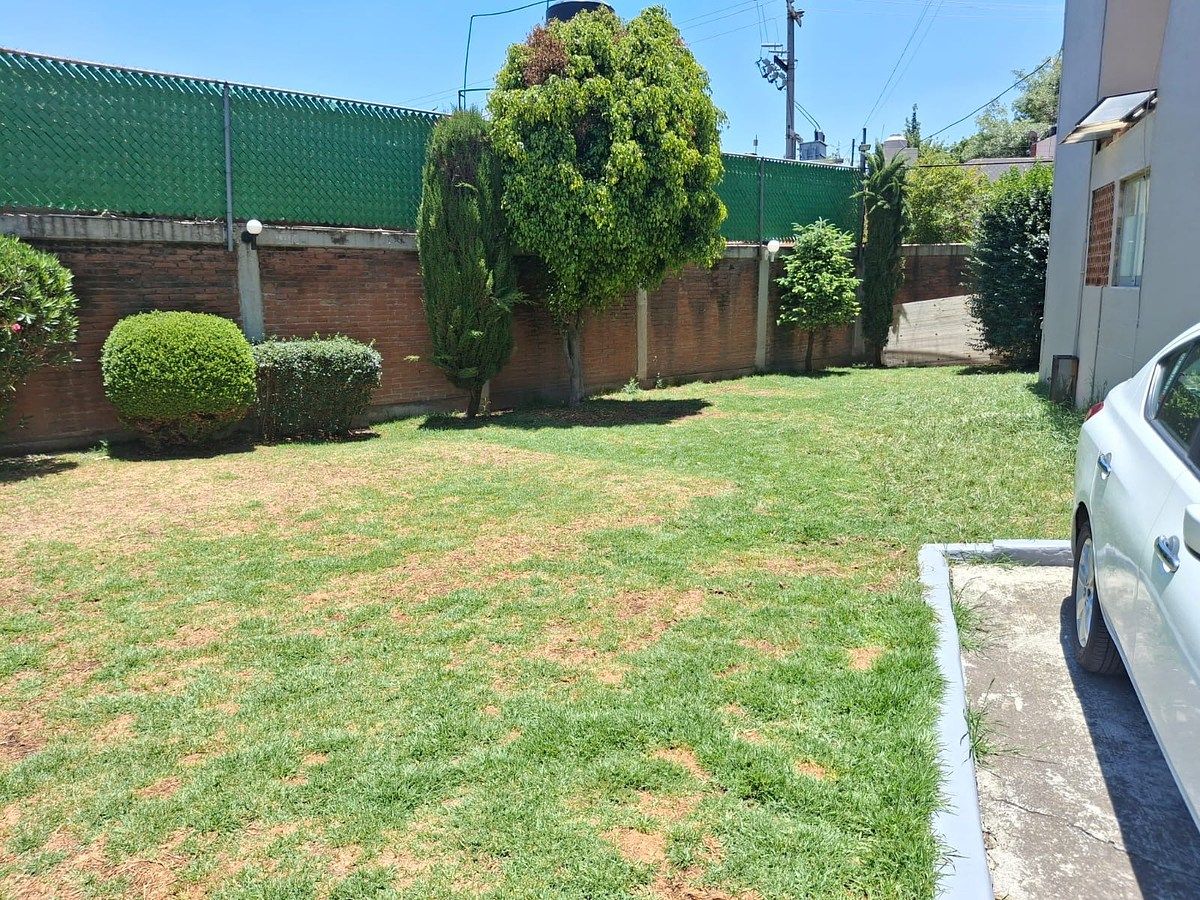 Jardín y est, foto 10 de 10
