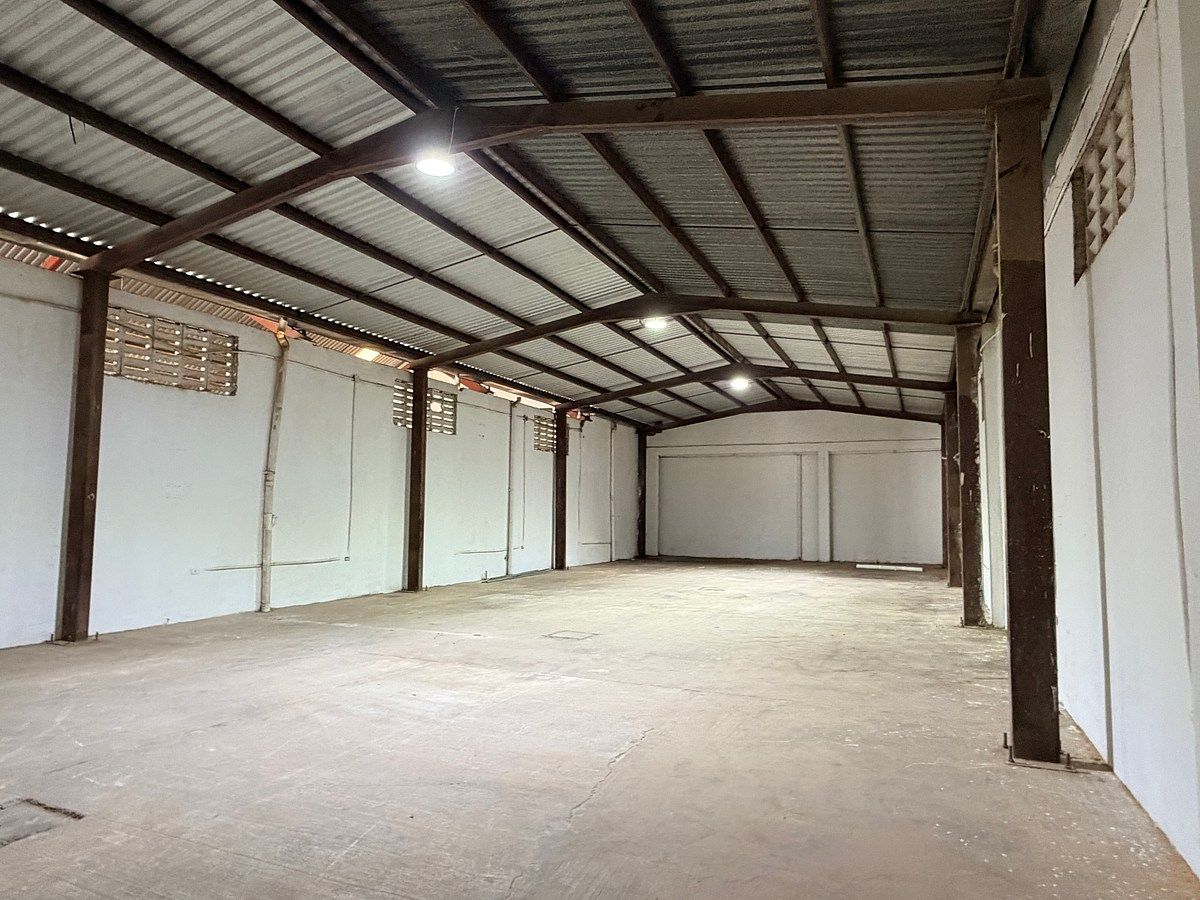 Bodega comercial en Leandro Valle, Mérida, foto 14 de 20
