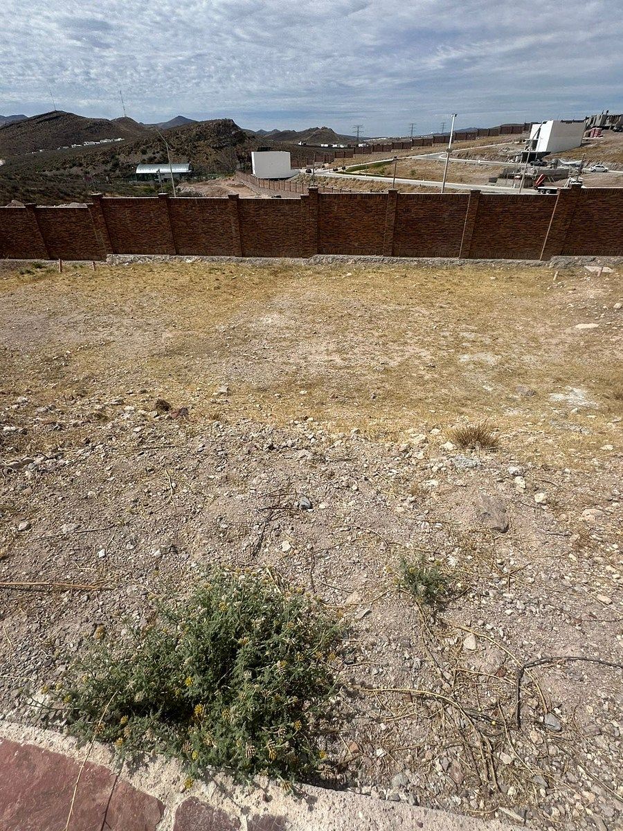 Residential Land for Sale – Altozano, photo 1 of 5