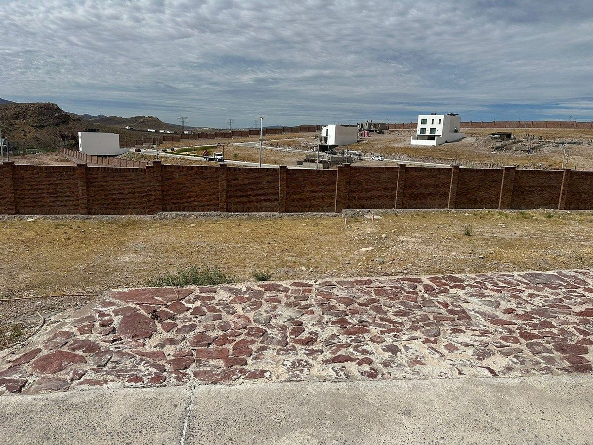 Lot in Altozano el Nuevo Chihuahua, Chihuahua, photo 4 of 5