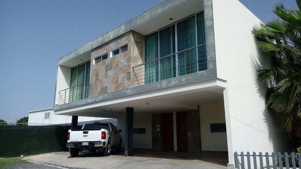 2 BEDROOM APARTMENT, photo 1 of 9