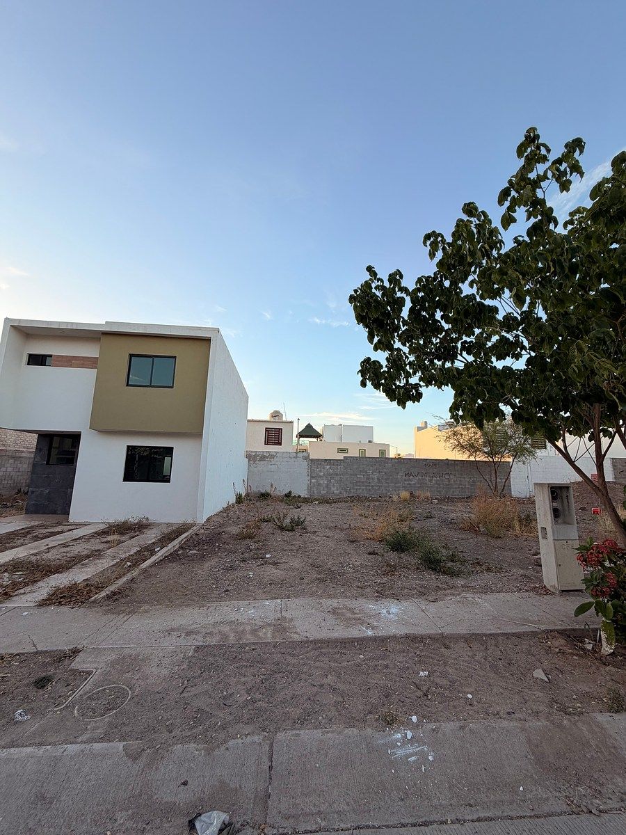 Lot in Villa Del Real, Culiacán, photo 3 of 5