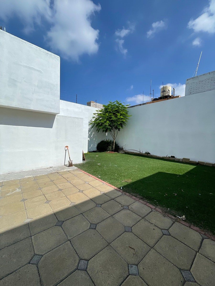 Local comercial en Puerta del Sol II, Querétaro, foto 4 de 8