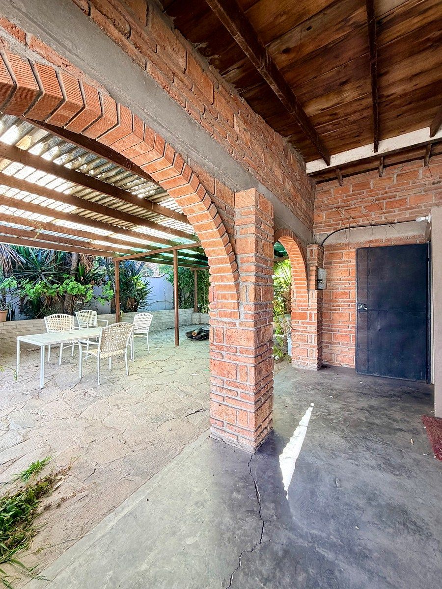 Edificio en Eduardo Crosthwhite, Playas de Rosarito, foto 17 de 37