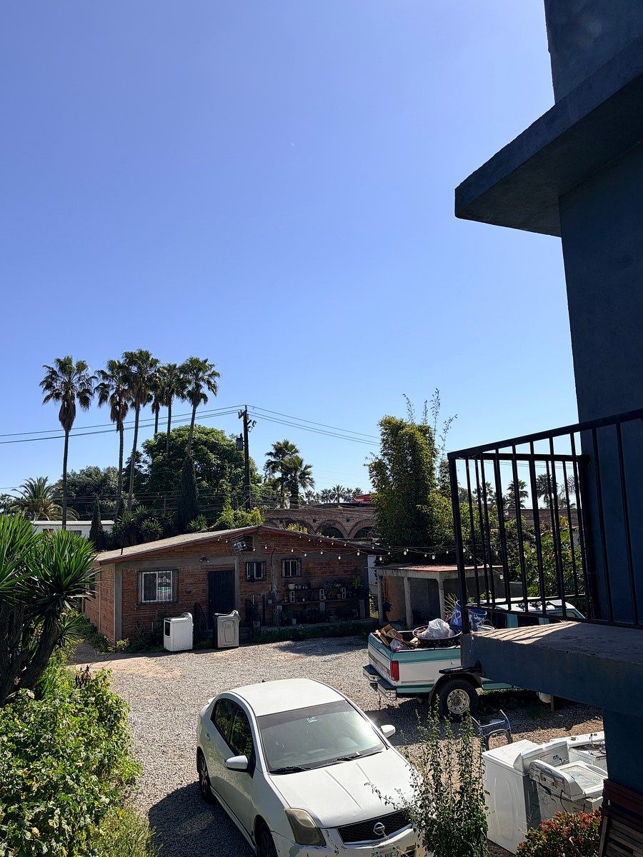 Edificio en Eduardo Crosthwhite, Playas de Rosarito, foto 18 de 37