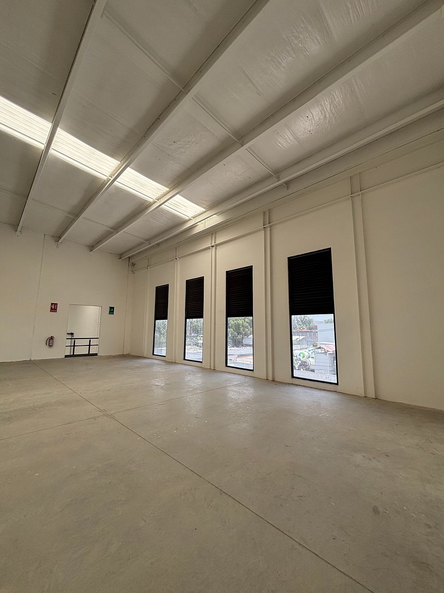 Industrial Warehouse in La Victoria, Teoloyucan, photo 3 of 42