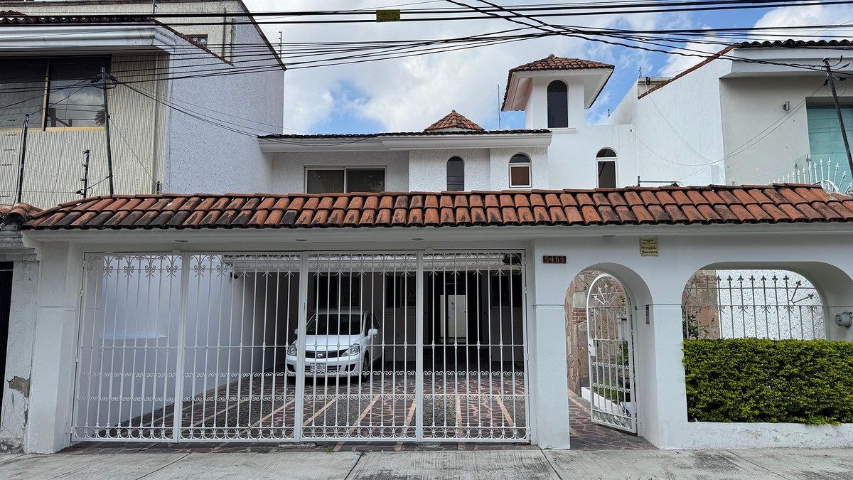 Casa en Renta Ideal Para Oficinas Col Jardines Universidad, foto 1 de 18