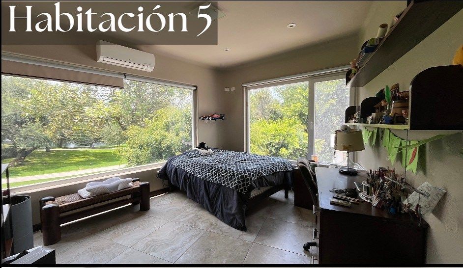 House in El Campanario, Querétaro, photo 6 of 11