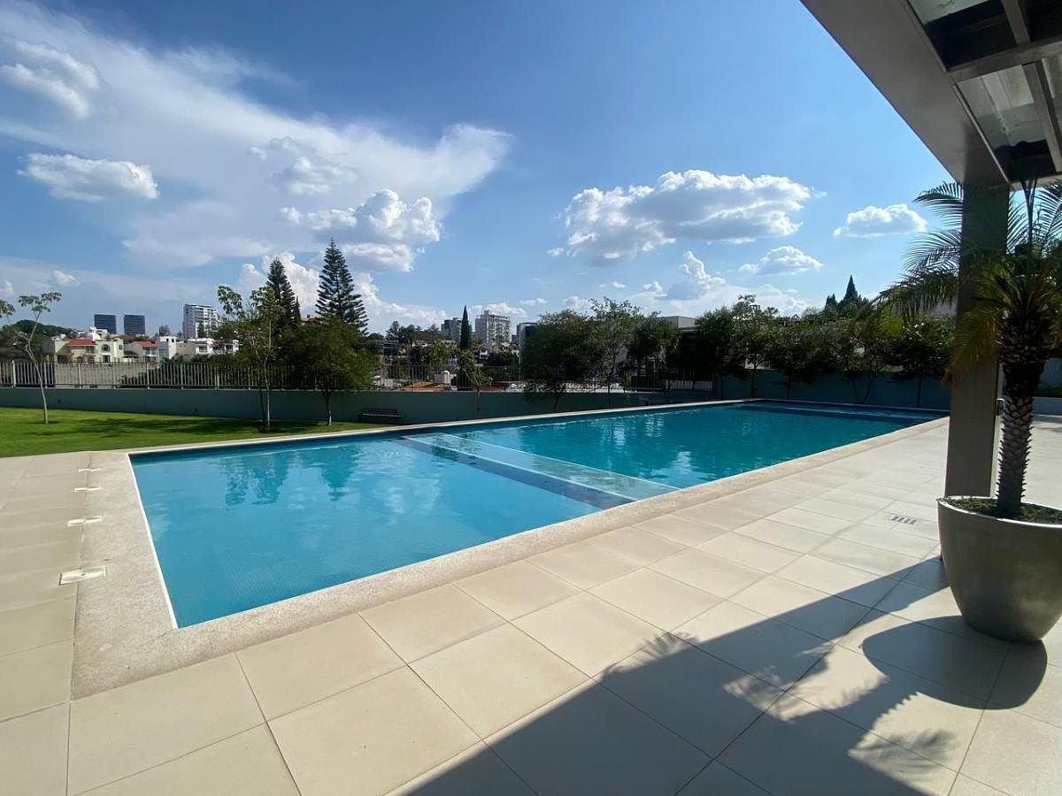 Luxury Apartment for Sale in Torre Vistas del Valle | Floor 9 with Spec View - foto 1