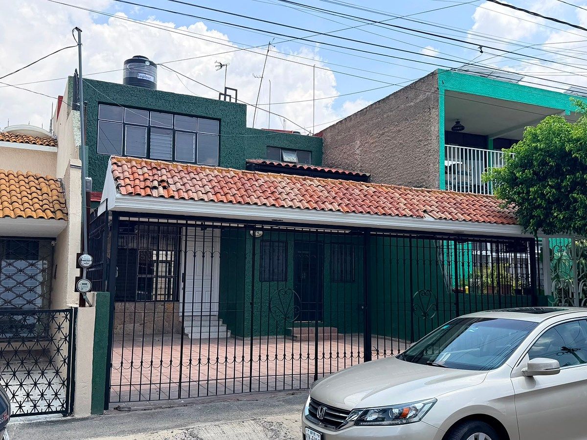 Casa en Renta cerca de La Normal, foto 1 de 14