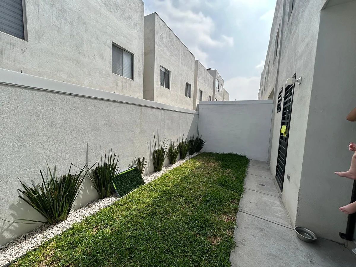 Casa em Montenova, García, foto 2 de 12