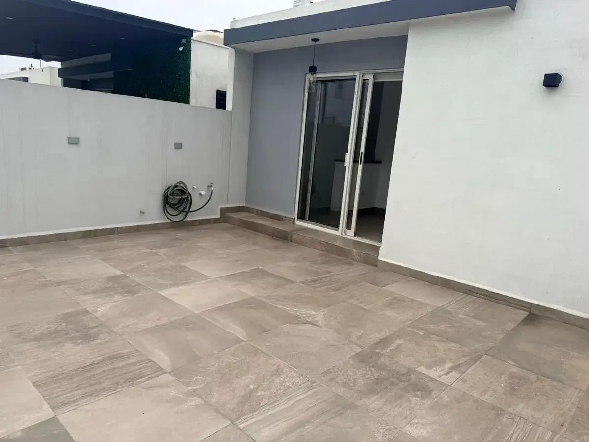 Casa em Montenova, García, foto 12 de 12