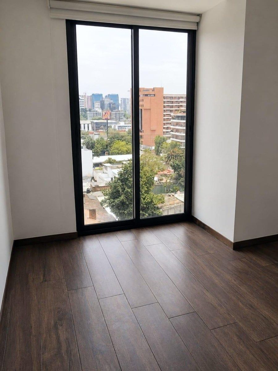 Apartamento en Zona 10, Guatemala, foto 6 de 12