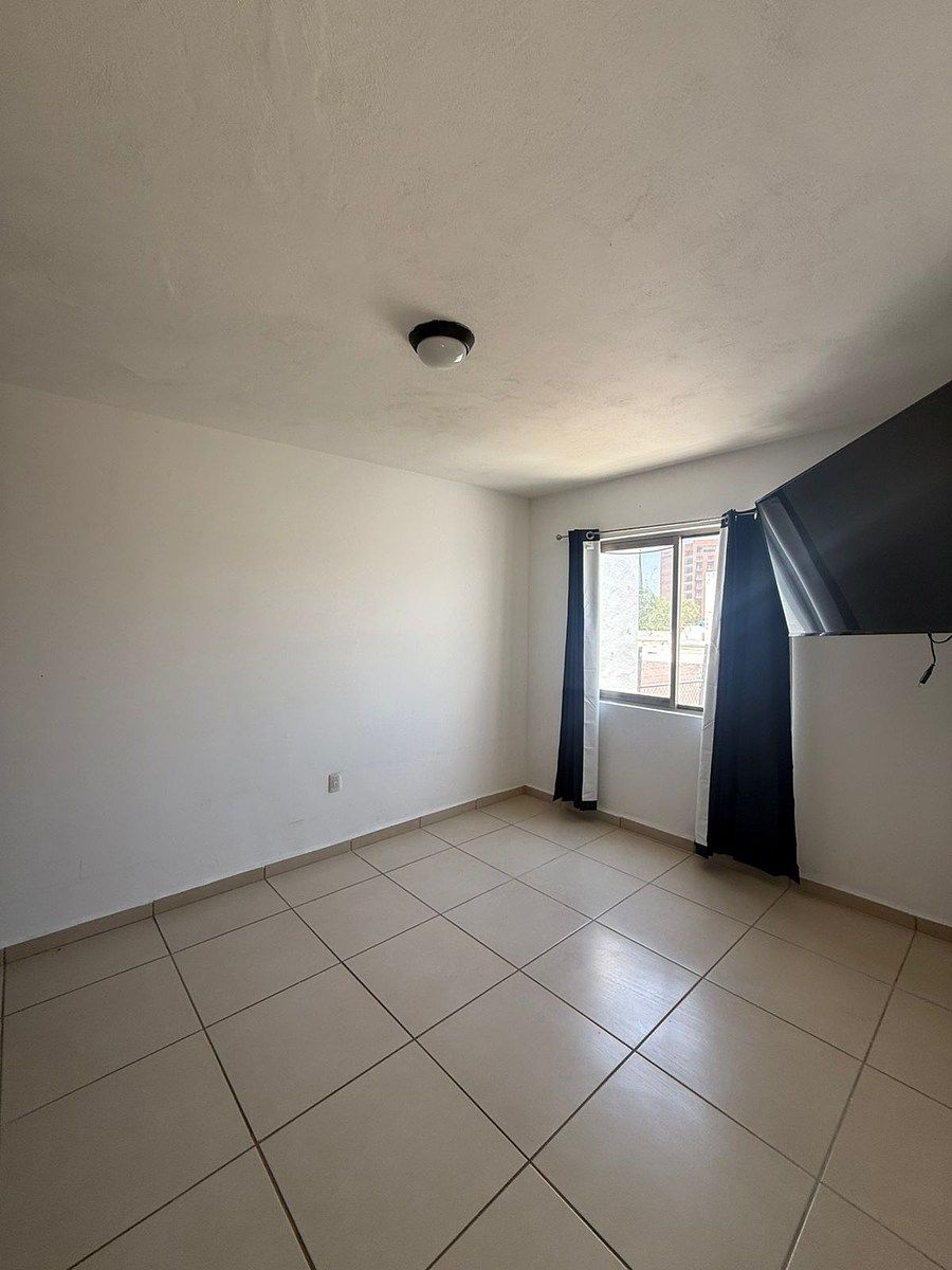 Casa em Fraccionamiento Portón Cañada, León, foto 11 de 12