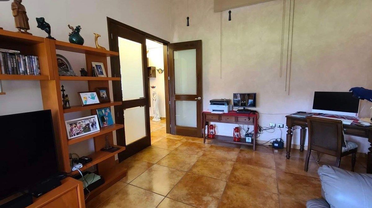 VENTA DE AMPLIA CASA EN CHOLUL (NEGOCIABLE), foto 1 de 27