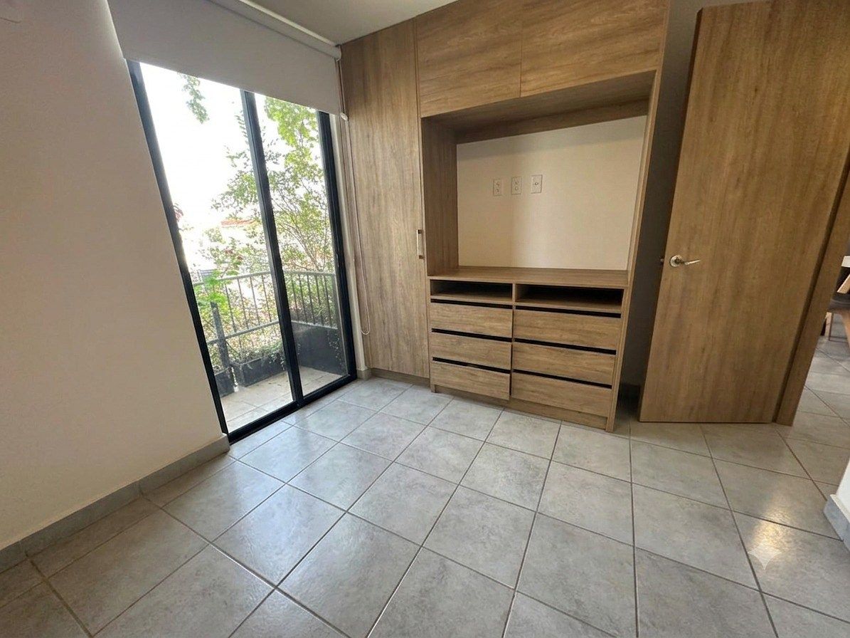 Apartment in Ladrón de Guevara, Guadalajara, photo 9 of 13