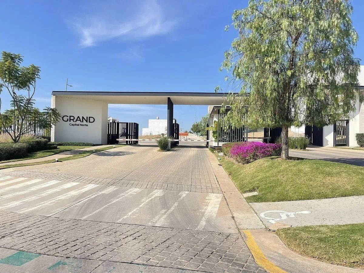 Lote em Capital Norte, Zapopan, foto 10 de 11