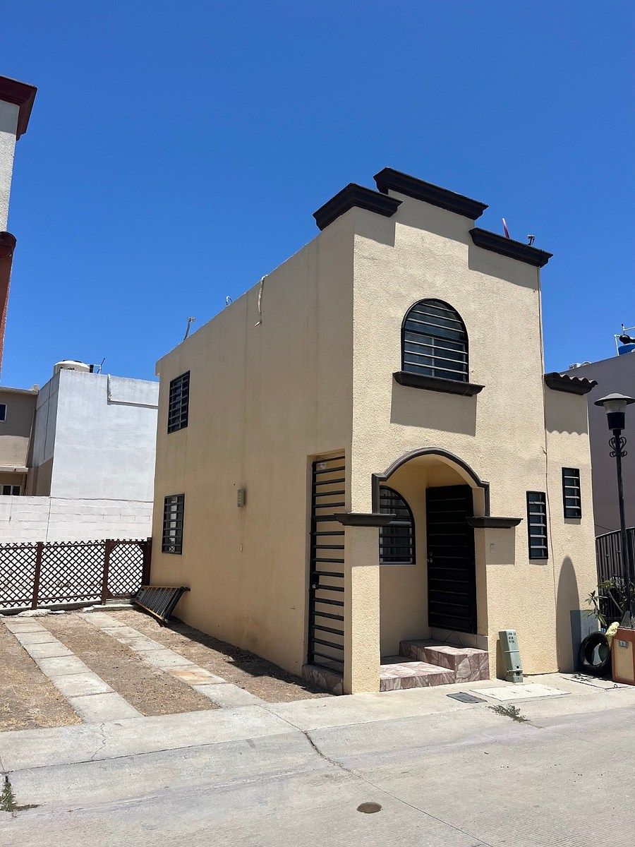 Casa em Jardines de La Misión, Tijuana, foto 3 de 12