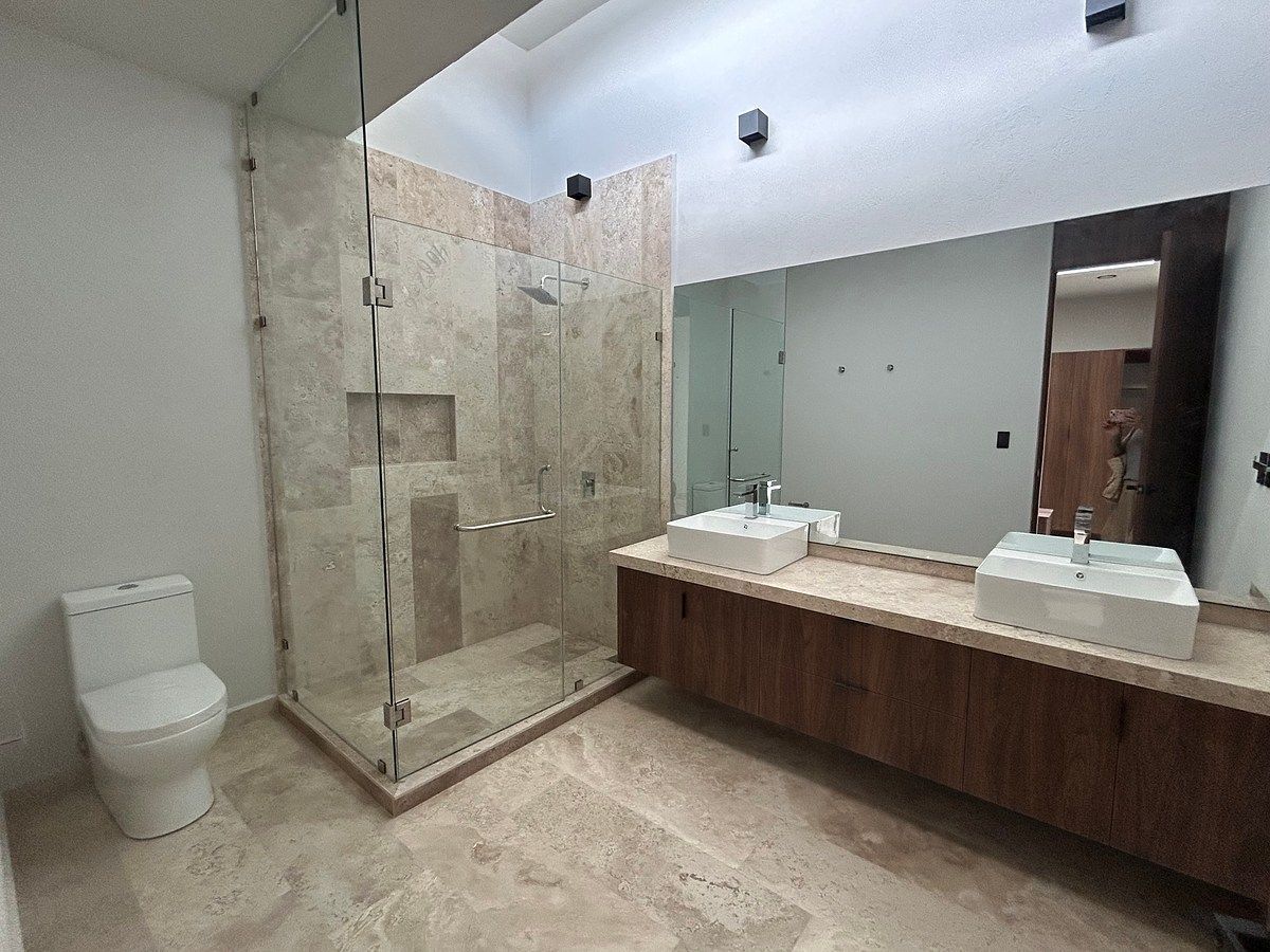 Baño principal, foto 17 de 30