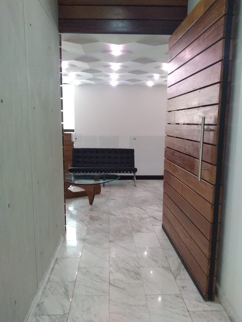 Entrada, foto 2 de 25