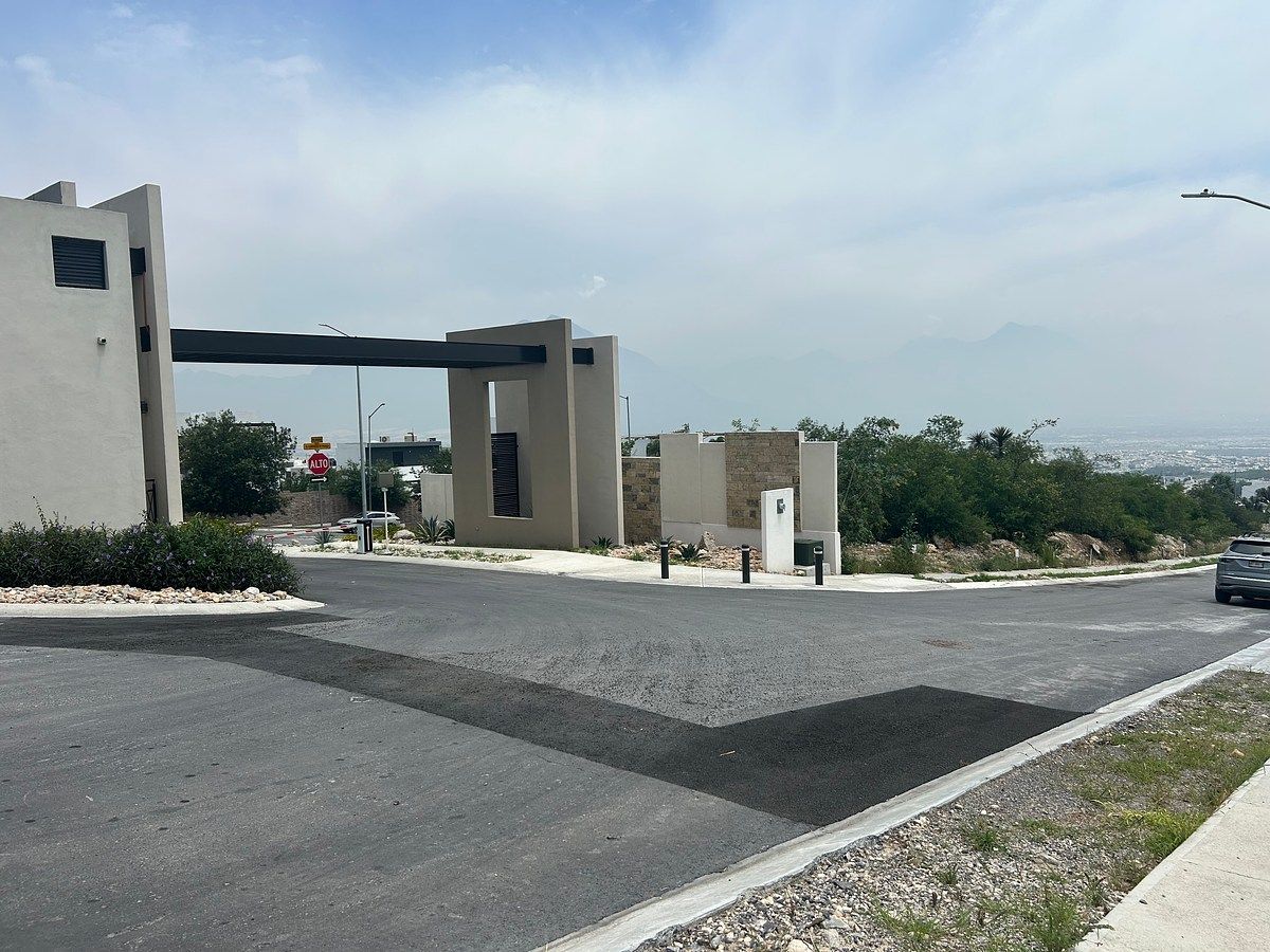 Lote em Cumbres Elite Premier, García, foto 4 de 6