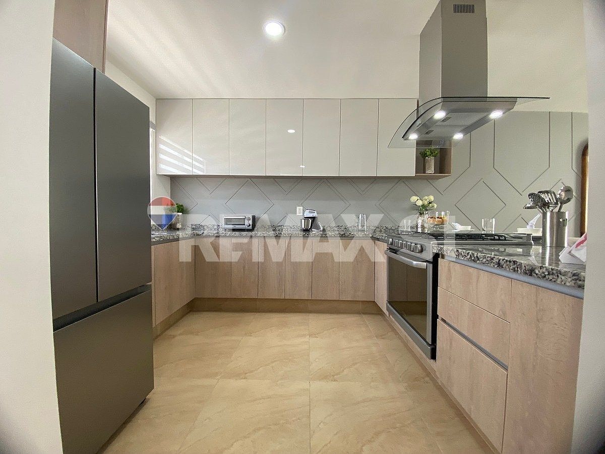 CASA VENTA ZIRÉ ZAKIA, foto 1 de 32