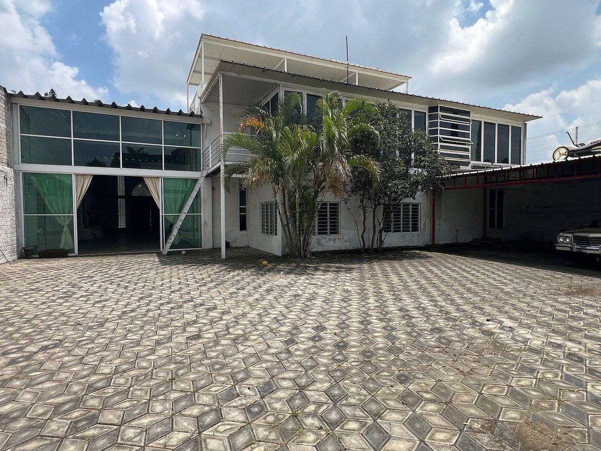 WAREHOUSE FOR SALE IN AGUA BLANCA COLONY, ZAPOPAN, photo 1 of 44