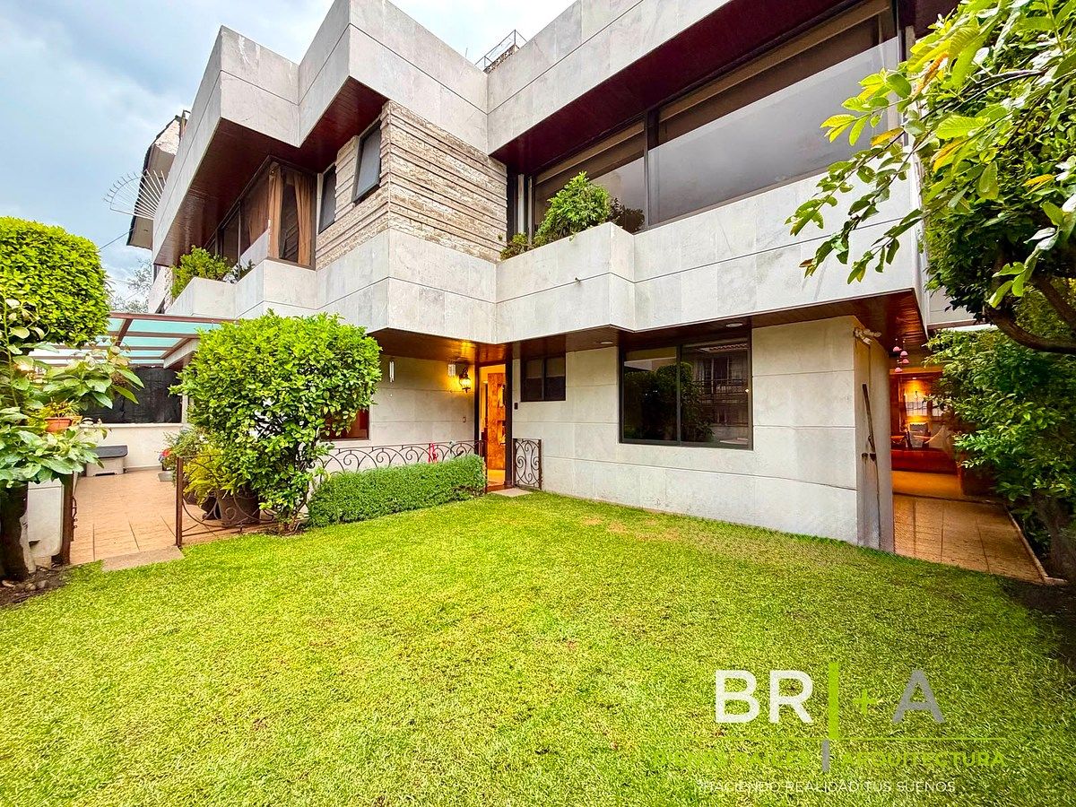 Casa en venta en Tecamachalco, foto 1 de 39