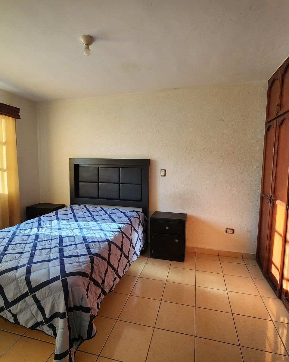Recamara principal con  baño completo, foto 8 de 12