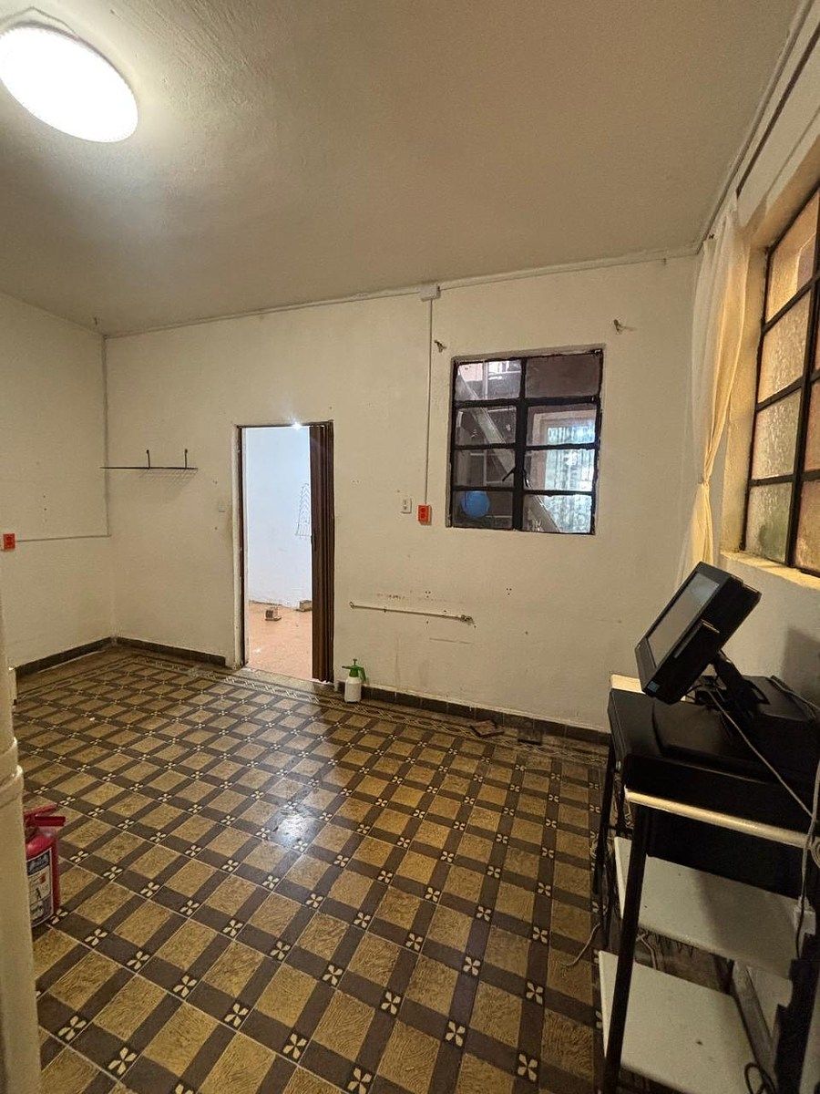 Casa con uso de suelo en San Miguel Chapultepec I Sección, Miguel Hidalgo, foto 2 de 19