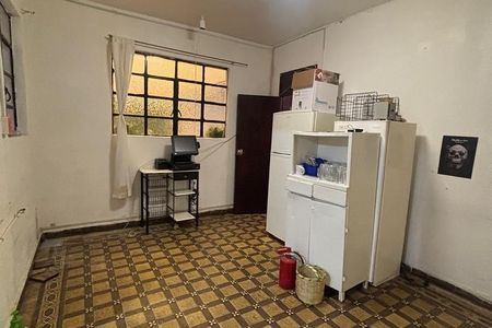 SE RENTA CASA CON USO DE SUELO COMERCIAL EN SAN MIGUEL CHAPULTEPEC