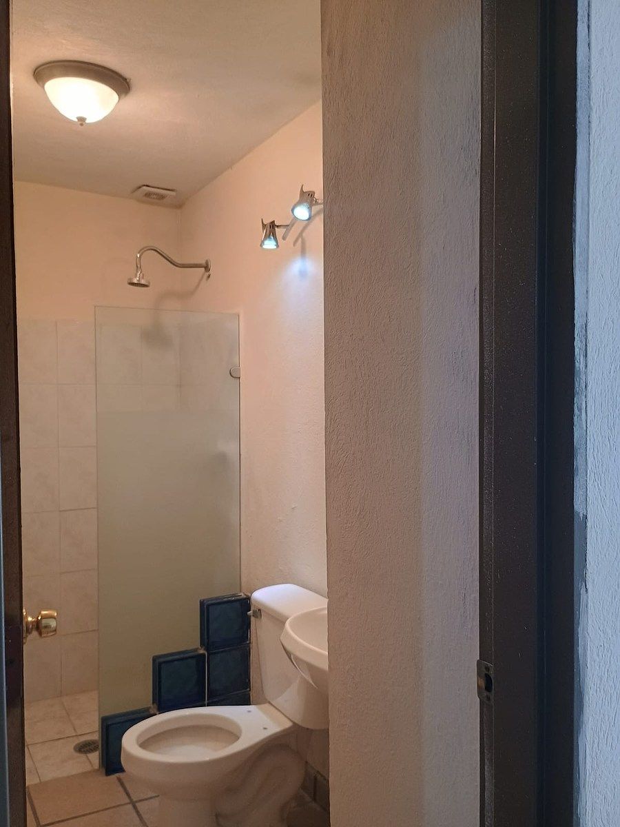 BAÑO PB, foto 3 de 18