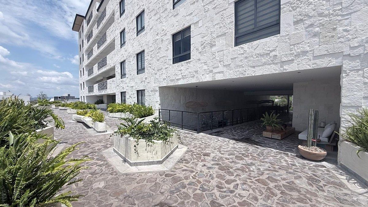 "Departamento en Venta en Zibatá con Estudio y Vista al Golf"