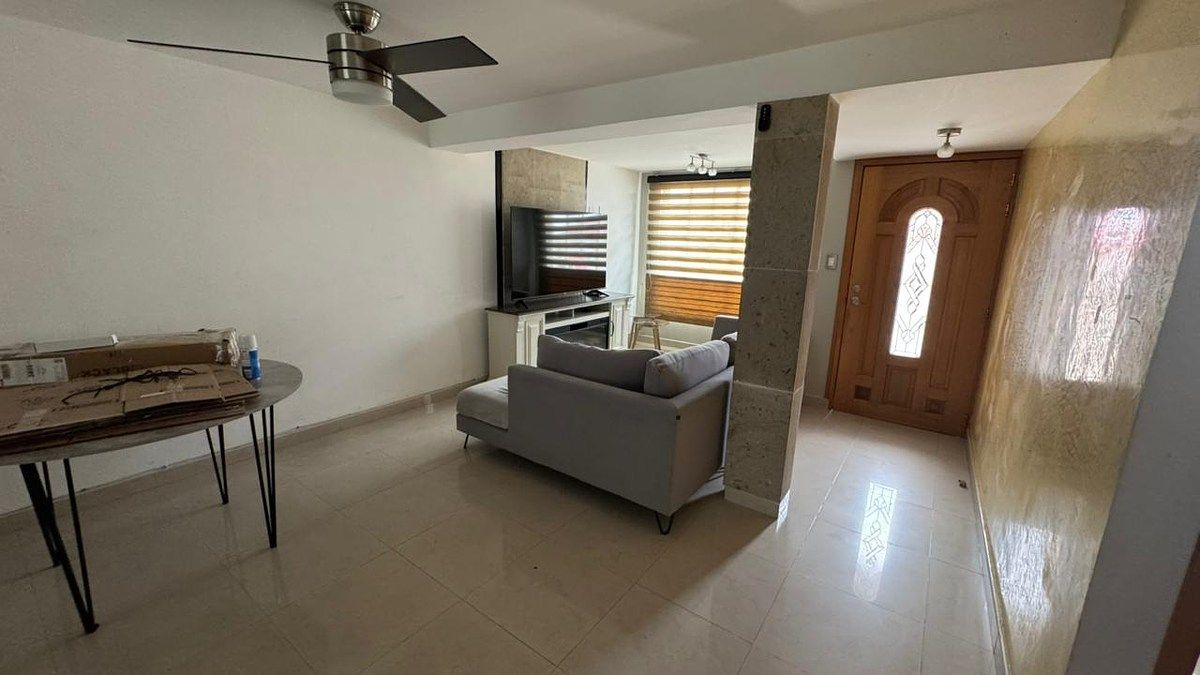 Casa à Venda, Villas de la Hacienda, 3 Quartos, foto 1 de 28