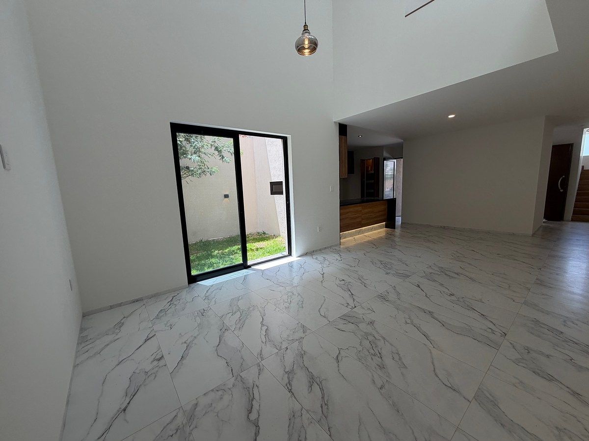 Casa em Alto Lago Residencial, San Luis Potosí, foto 2 de 27