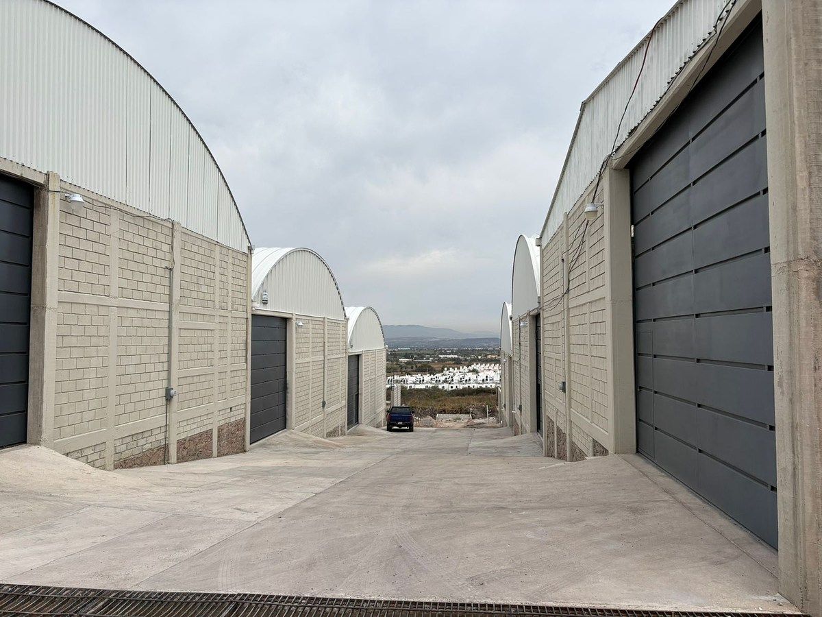 Commercial Storage Unit in Los Ángeles, Corregidora, photo 11 of 18