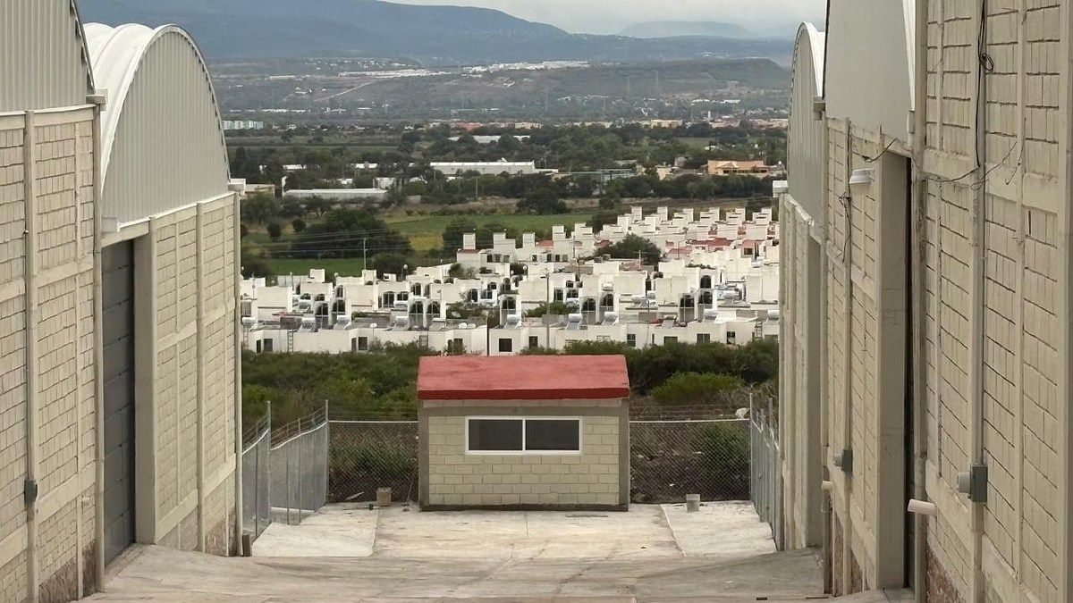 Commercial Storage Unit in Los Ángeles, Corregidora, photo 17 of 18