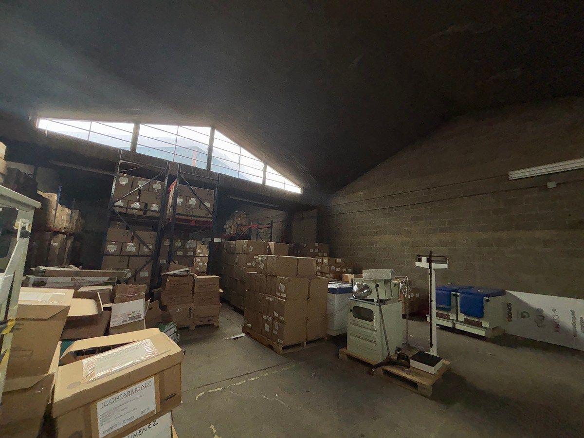 DEPÓSITO PARA ALUGUEL 250 m2 EM CONJUNTO, foto 1 de 9