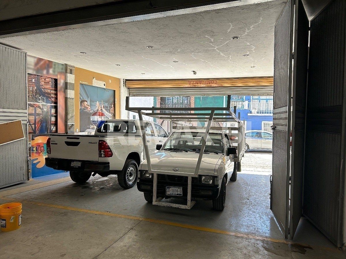 Commercial Storage Unit in La Piedad, Querétaro, photo 3 of 12