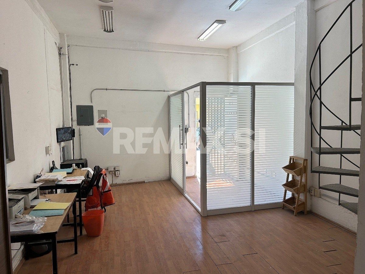 Commercial Storage Unit in La Piedad, Querétaro, photo 6 of 12