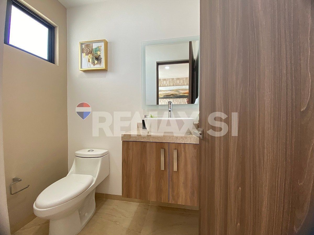 Casa em Zákia, El Marqués, foto 3 de 32