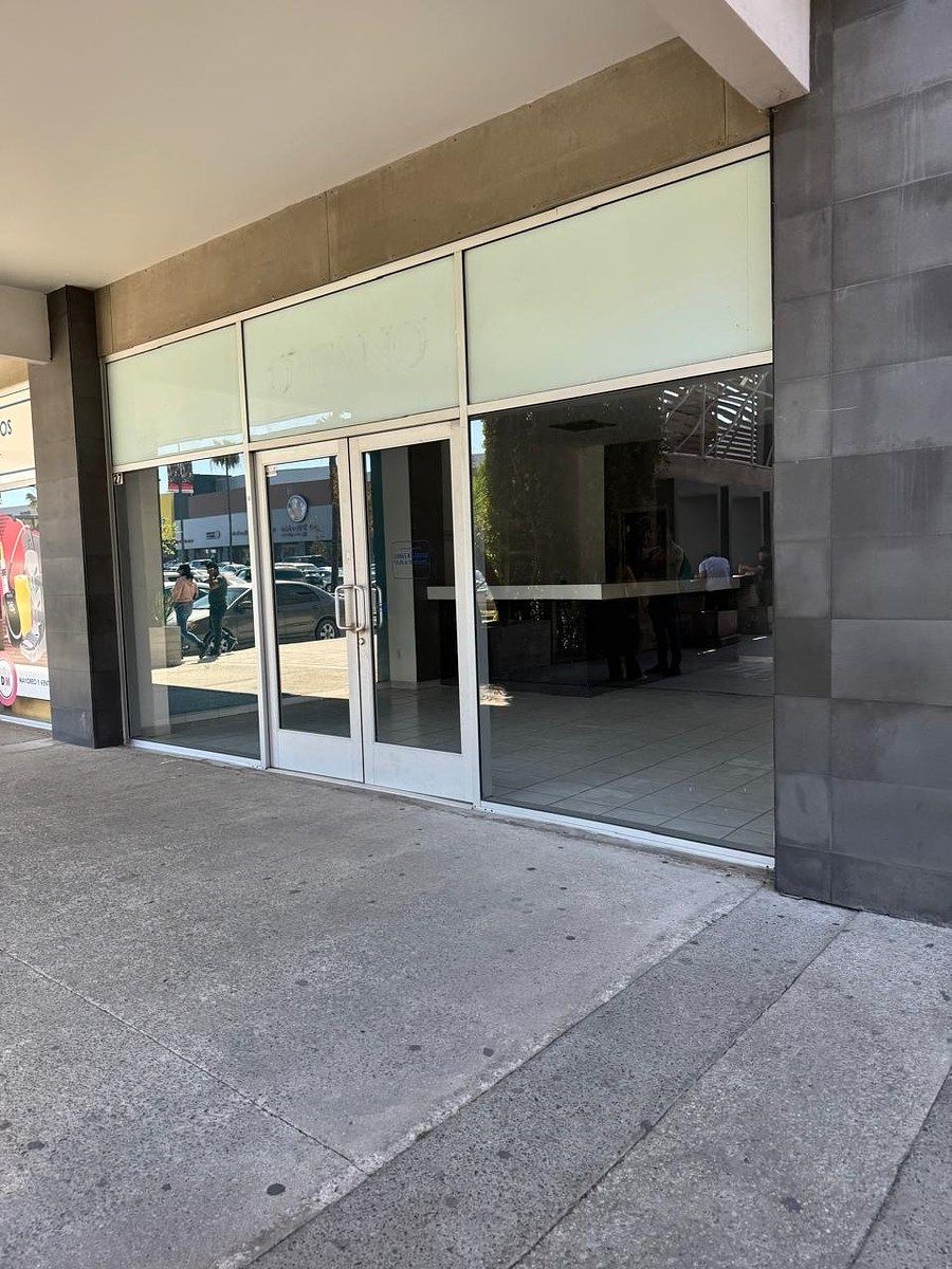 Local Comercial en Renta | Blvd. Díaz Ordaz., photo 1 of 4