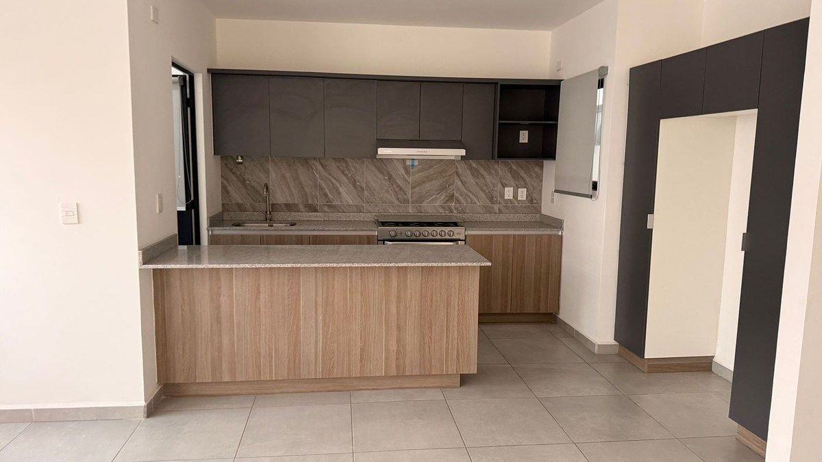 ✨ Prácticamente nuevo | Departamento en primer piso | 3 recámaras | Manahal, foto 1 de 18