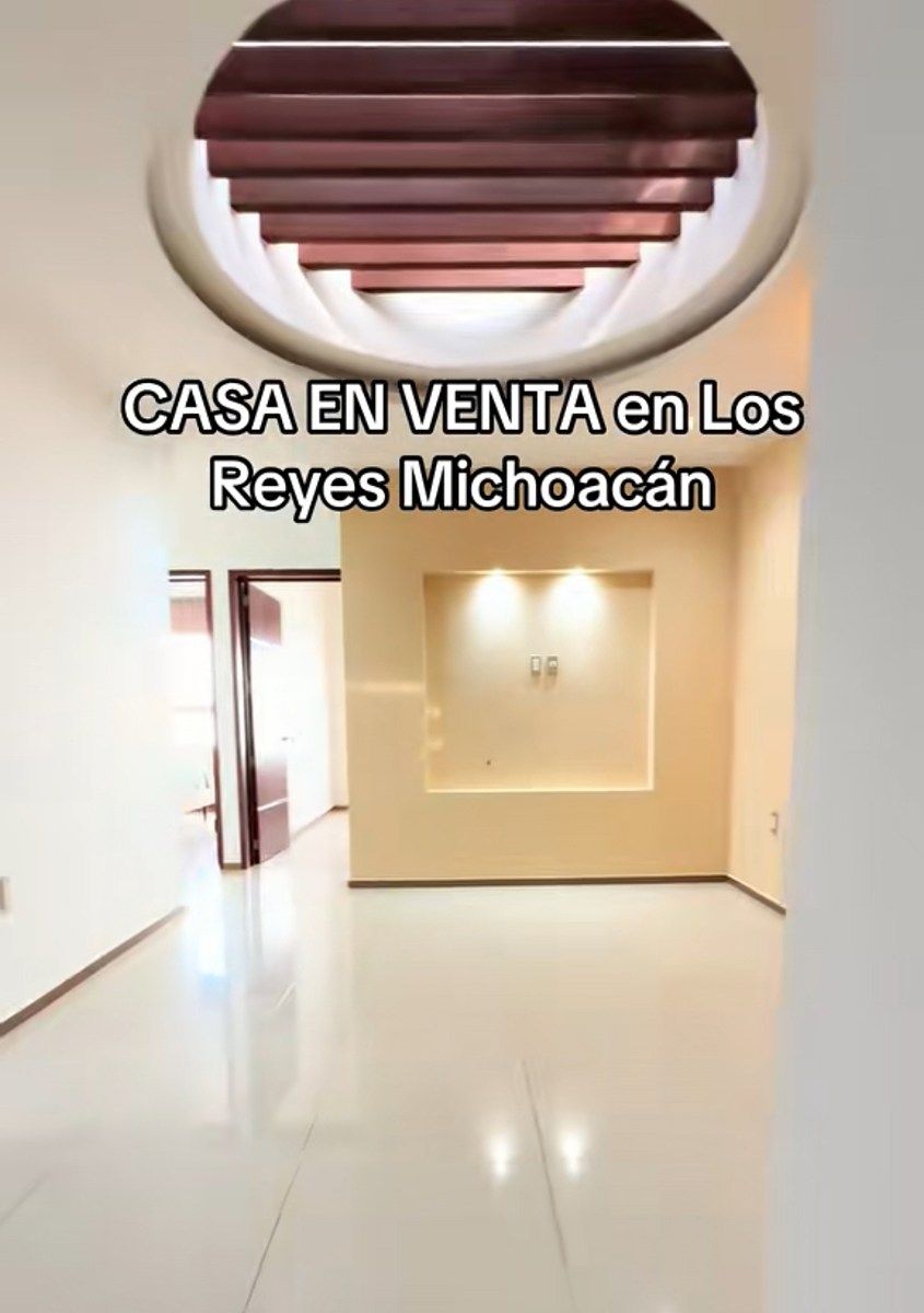 House in San Gabriel II, Los Reyes, photo 7 of 9