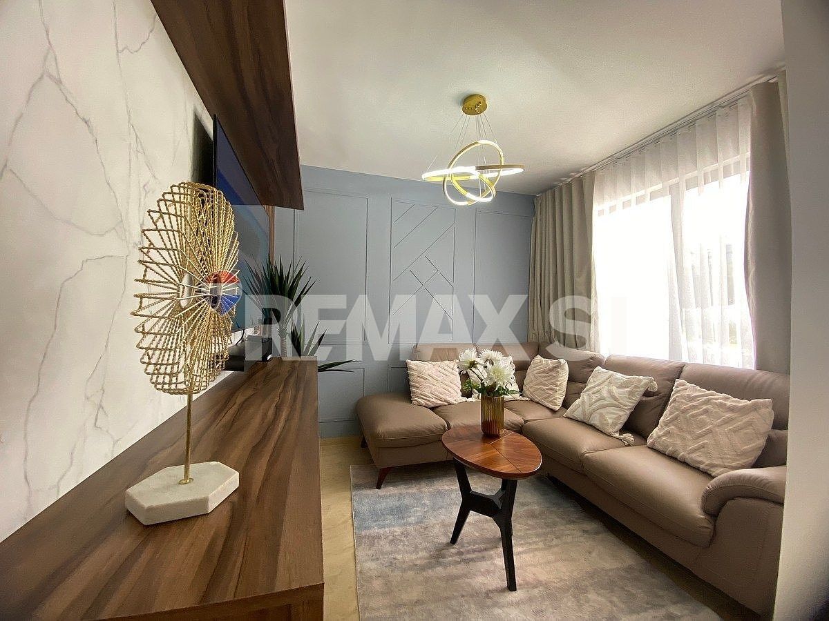 Casa em Zákia, El Marqués, foto 2 de 30