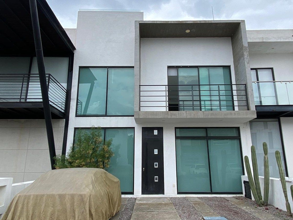 SE VENDE moderna CASA EN JURIQUILLA, Querétaro., foto 1 de 30