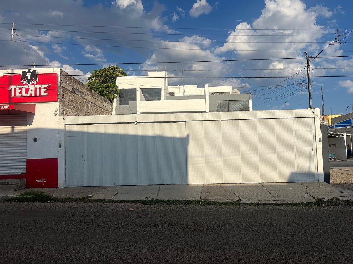 Casa à venda em Belisario Domínguez quase na esquina com Blvd. Durango, foto 1 de 30
